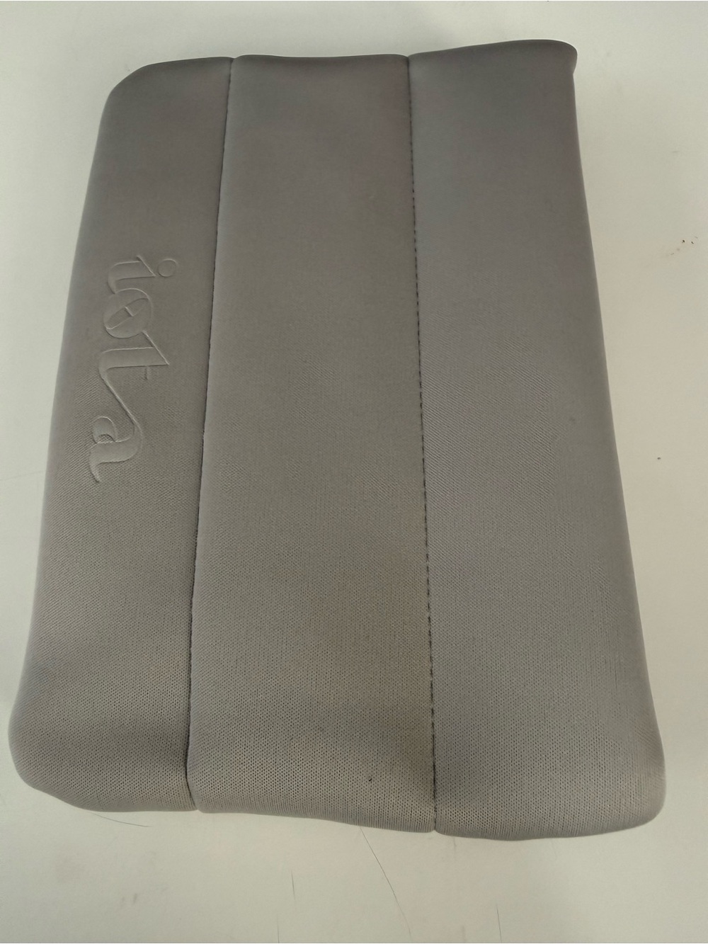 NWT Iota Gray Travel toiletries zip up bag - Picture 4 of 6